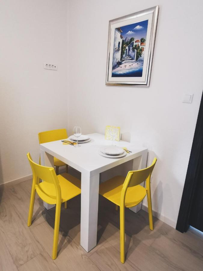 Yellow Wish Sobra Zewnętrze zdjęcie